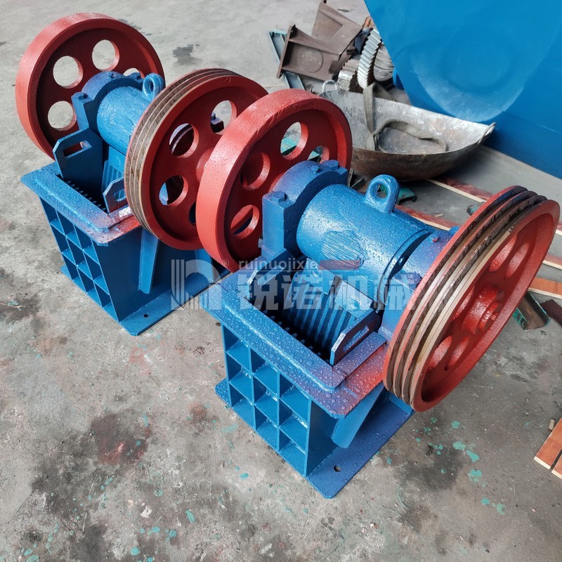 顎式破碎機(jī)